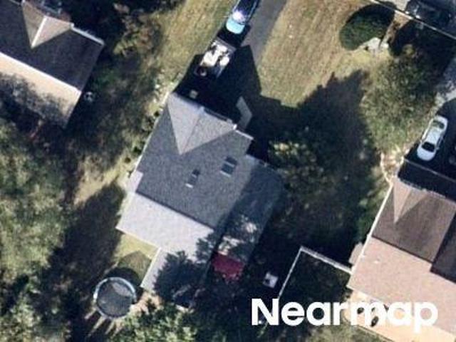 Cherrytree Ln