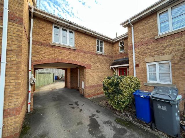 Cherry Court, Branston, DE14 1 bed flat to rent £695 pcm £160 pw
