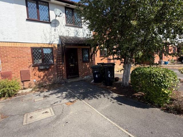 Cherry Close, Sandford BH20, 3 bed terraced house to rent, £1,300 pcm | PrimeLocation