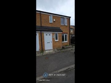Cherry Grove, Bradford BD6, 2 bed end terrace house to rent, £850 pcm | PrimeLocation