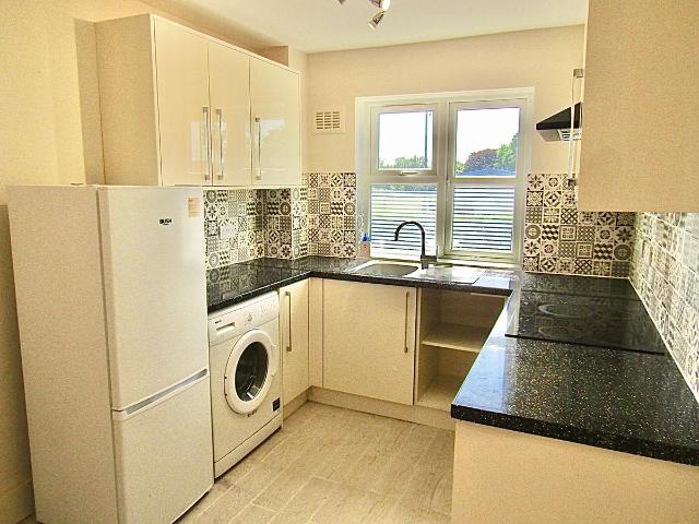 Cherry Lane, West Drayton UB7, 2 bed flat to rent, £1,825 pcm | PrimeLocation