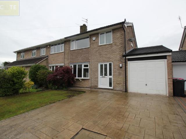 Cherry Wood Close Worsley 3 bed semi detached house to rent £1,400 pcm £323 pw