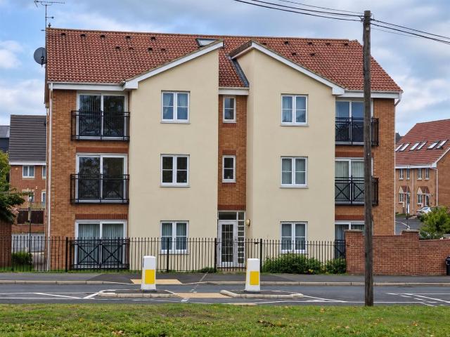 Cherry Tree Walk, Knottingley WF11, 1 bed flat to rent, £600 pcm | PrimeLocation