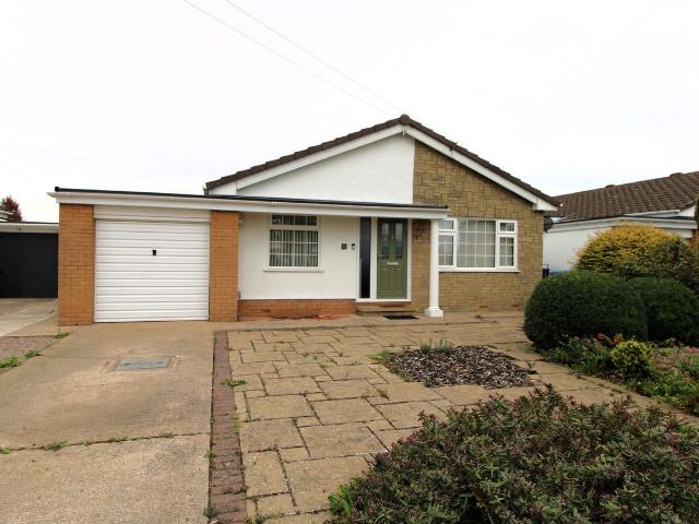 Cherry Tree Walk, Rhyl, Clwyd LL18, 3 bed flat to rent, £1,300 pcm | PrimeLocation