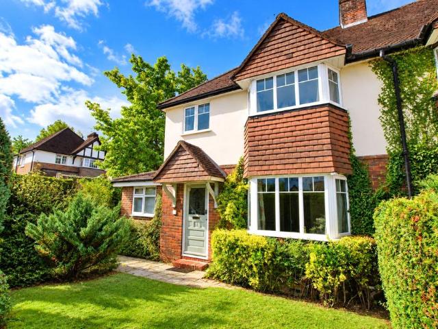 Cherry Tree Avenue, Guildford. 4 bed semi detached house to rent £3,000 pcm £692 pw