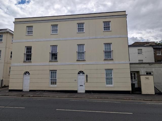 Cherry Tree House, 3 5 Hewlett Road. 1 bed apartment to rent £875 pcm £202 pw