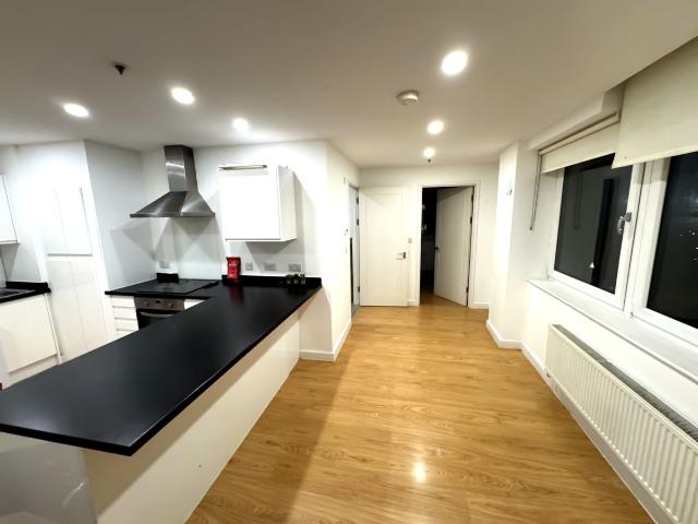 Cherrydown East, Basildon SS16, 1 bed flat to rent, £1,200 pcm | PrimeLocation