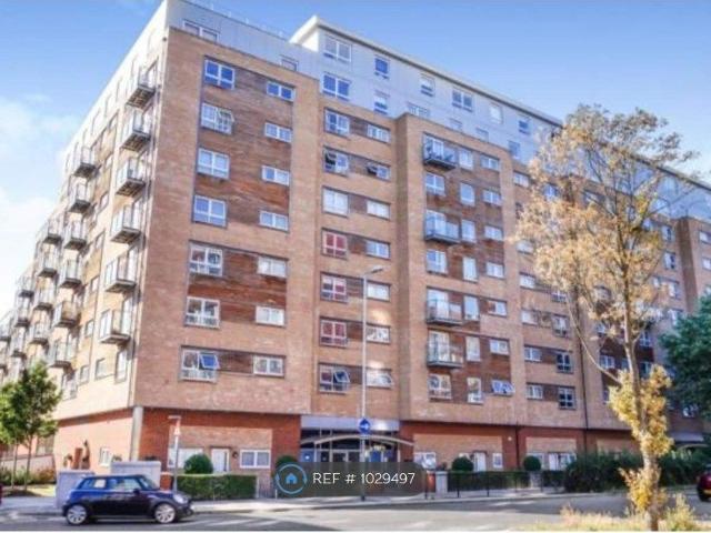 Cherrydown East, Basildon SS16, 2 bed flat to rent, £1,625 pcm | PrimeLocation