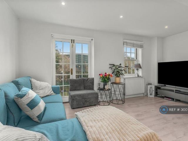 Cherwell Wharf, Banbury, OX16 2 bed end of terrace house to rent £1,250 pcm £288 pw