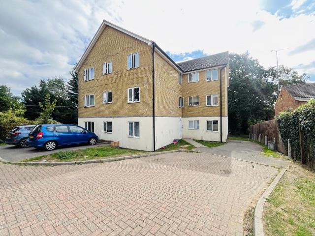 Cherwell Grove, South Ockendon. 1 bed apartment to rent £1,100 pcm £254 pw