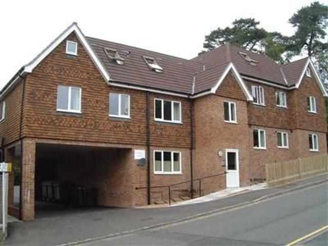 Cherwell Lodge, Heathfield TN21, 2 bed flat to rent, £950 pcm | PrimeLocation