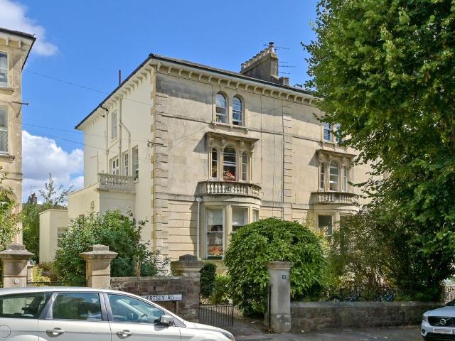 Chertsey Road, Bristol, Somerset BS6, 2 bed flat to rent, £1,995 pcm | PrimeLocation
