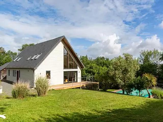 Cherveix Cubas 24390 Achat / Vente maison 7 pièces t7 parking