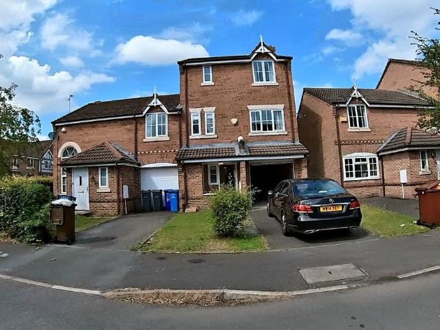 Chervil Close, Manchester M14, 4 bed semi detached house to rent, £498 pppm | PrimeLocation
