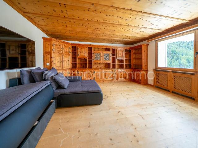 Chesa Ova Cotschna Exklusive 4.5 Zimmer Wohnung