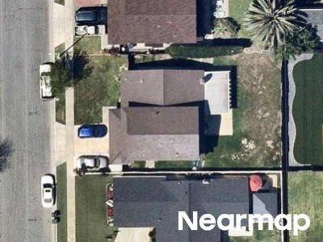 Chesapeake Ln