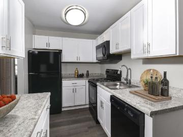 Chesapeake Pointe 2 Bedroom Apartment for Rent at 3537 Towne Point Rd, Chesapeake, VA 23321