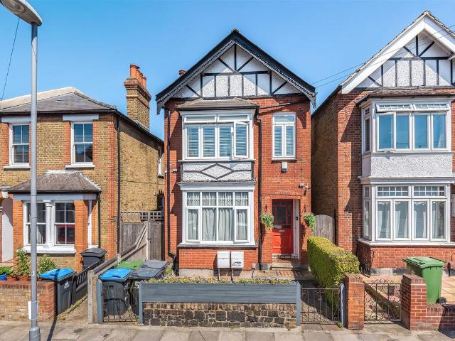 Chesham Road, Kingston Upon Thames KT1, 4 bed maisonette to rent, £2,900 pcm | PrimeLocation