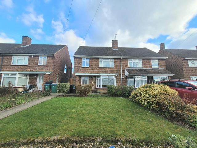 Chesham Way, Watford WD18, 3 bed property to rent, £2,000 pcm | PrimeLocation