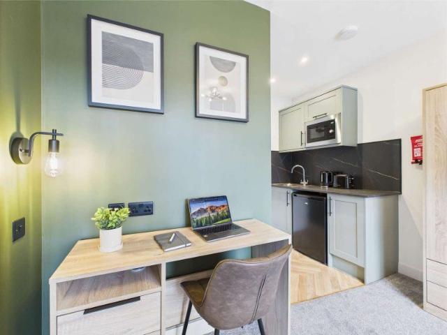 Cheshire East, UK CW1, 6 bed shared accommodation to rent, £705 pcm | PrimeLocation
