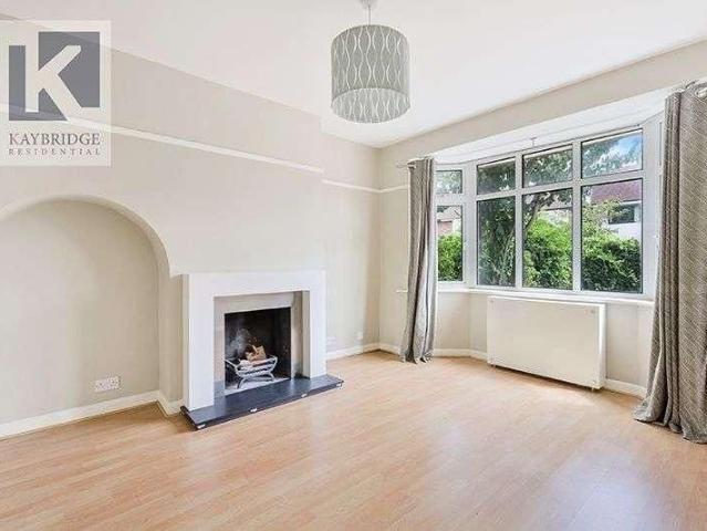 Cheshire Gardens, Chessington, KT9