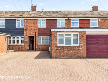 Cheshunt, Waltham Cross EN8, 3 bed semi detached house to rent, £2,350 pcm | PrimeLocation