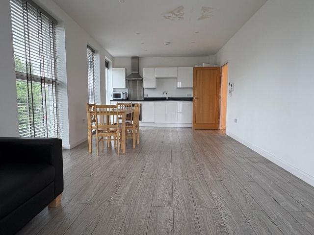 Chesney Street, Battersea SW11, 1 bed flat to rent, £2,800 pcm | PrimeLocation