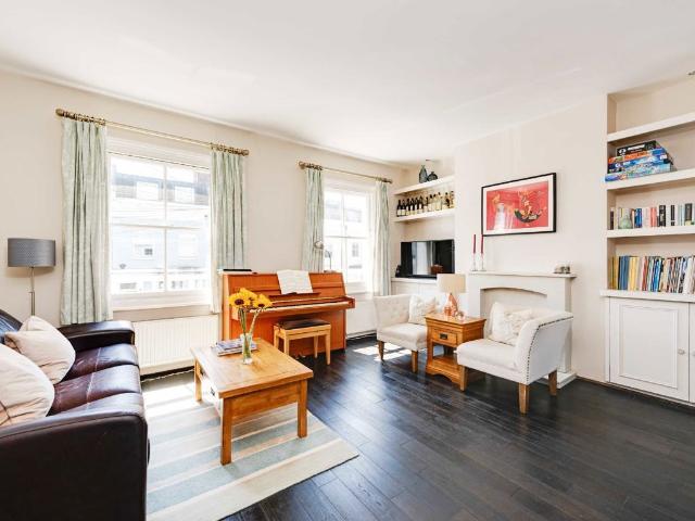 Chesson Road, Fulham W14, 2 bed flat to rent, £3,000 pcm | PrimeLocation