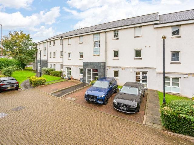 Chesser Crescent, Chesser, Edinburgh EH14, 2 bed flat to rent, £1,500 pcm | PrimeLocation