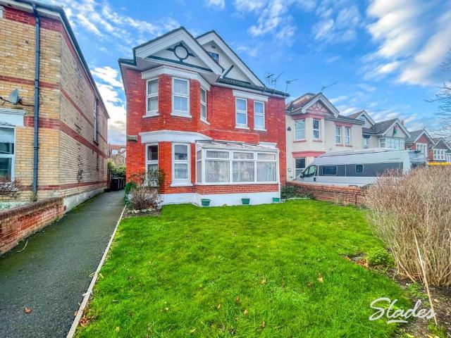 Chestnut Avenue, Southbourne. 1 bed apartment to rent £1,095 pcm £253 pw