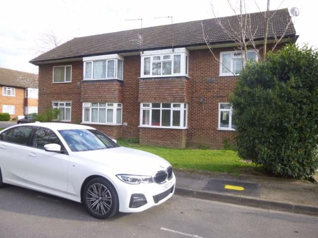 Chestnut Close, West Drayton UB7, 2 bed maisonette to rent, £1,750 pcm | PrimeLocation