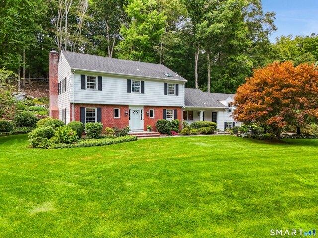 Chestnut Hill Ln, Stamford, Home For Sale