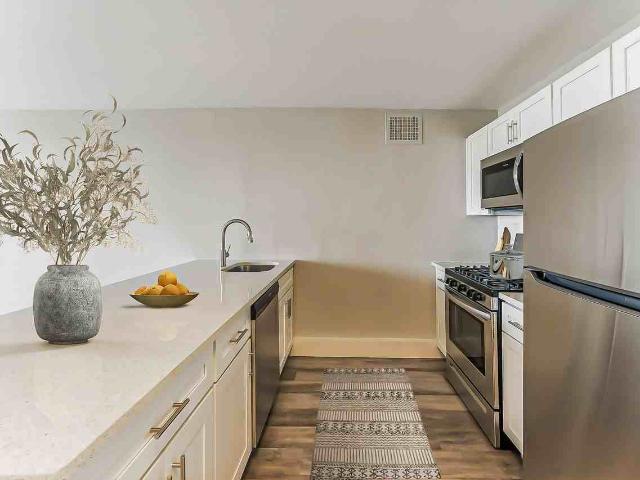 Chestnut Hill Tower 1 Bedroom Apartment for Rent at 7600 Stenton Ave, Philadelphia, PA 19118 Chestnut Hill
