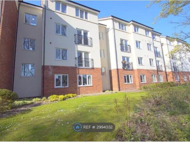 Chestnut Lane, Leeds LS14, 2 bed flat to rent, £1,050 pcm | PrimeLocation