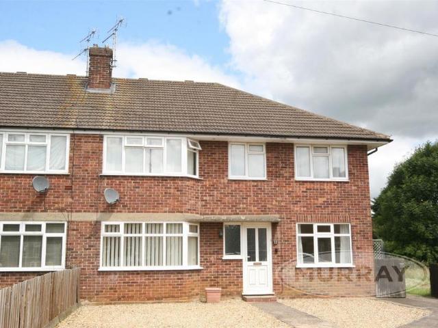 Chestnut Road, Rutland LE15 2 bed apartment to rent £935 pcm £216 pw
