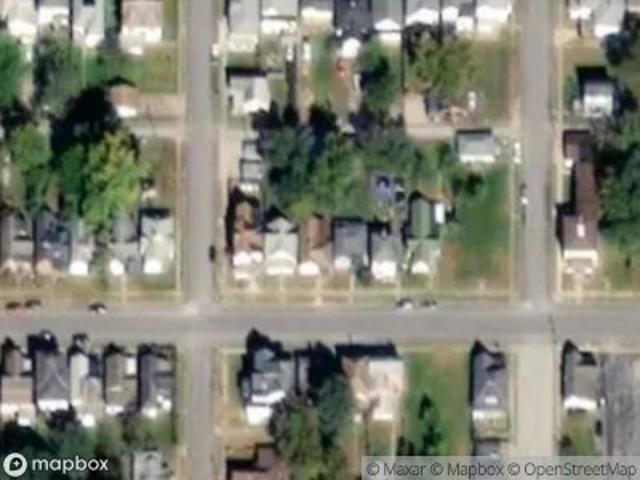 Chestnut St