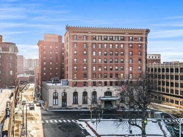 Chestnut St Apt,springfield, Condo For Sale