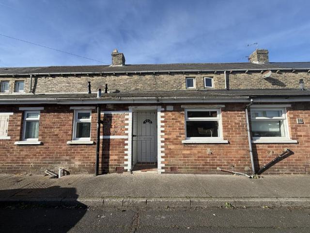 Chestnut Street, Ashington. 2 bed terraced house to rent £650 pcm £150 pw