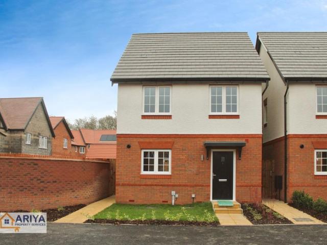 Chester Avenue, Broadnook Garden. 3 bed detached house to rent £1,450 pcm £335 pw