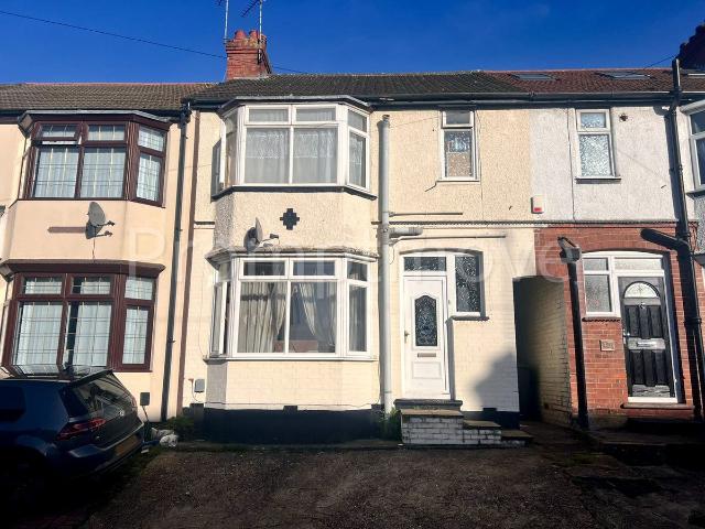 Chester Avenue, Leagrave, Luton LU4, 3 bed property to rent, £1,600 pcm | PrimeLocation