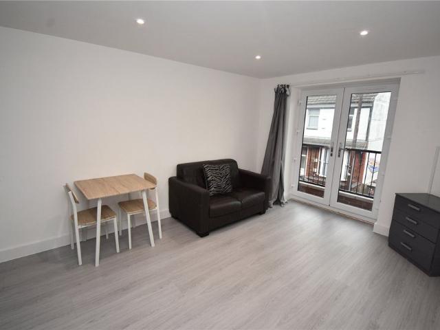 Chester Court, CH62 1DG, New Ferry