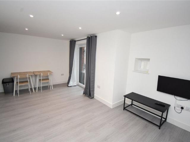 Chester Court, CH62 1DG, New Ferry