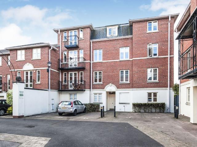 Chester House, St. Georges Place, Cheltenham GL50, 2 bed flat to rent, £1,325 pcm | PrimeLocation