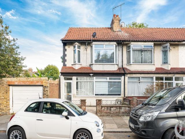 Chester Road, Edmonton, London, N9 099155A9 6225 4015 AB9E 65859C94690D Castles Estate Agents