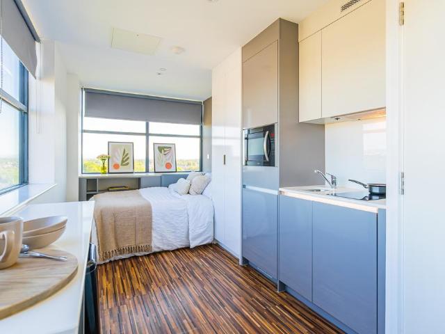 Chester Road, Manchester M16 1 bed apartment to rent £933 pcm £215 pw