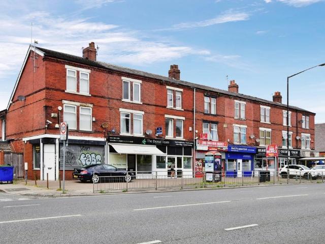 Chester Road, Manchester M32 1 bed apartment to rent £950 pcm £219 pw