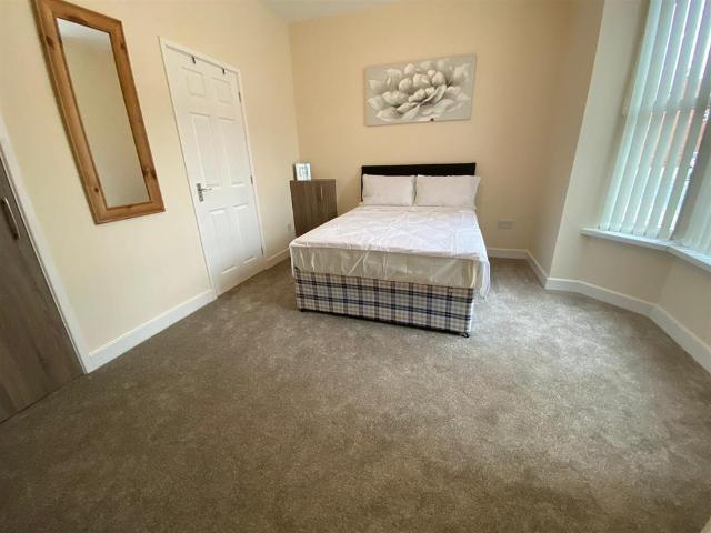 Chester Road North, KIDDERMINSTER 1 bed in a house share to rent £650 pcm £150 pw