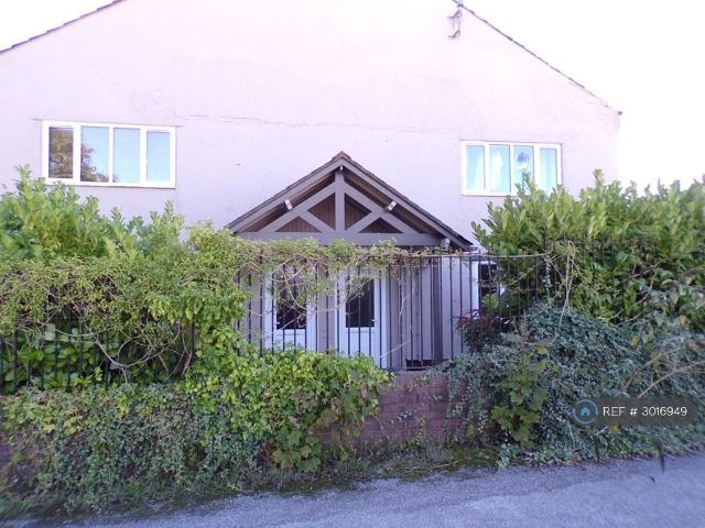 Chester Road, Neston, CH64 1 bed flat to rent £665 pcm £153 pw