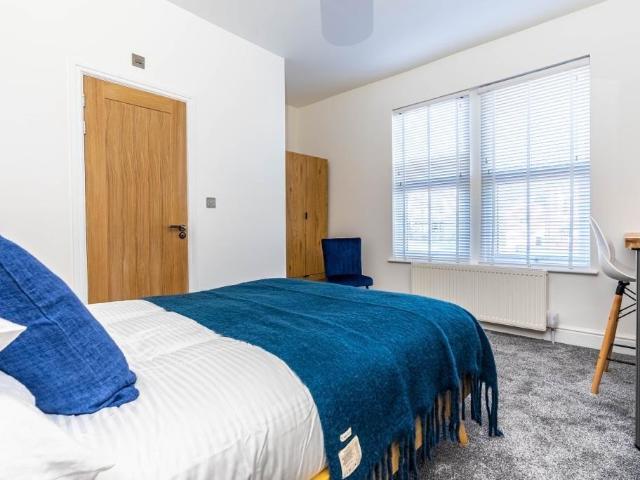 Chester Road, Sutton Coldfield. 1 bed in a house share to rent £650 pcm £150 pw
