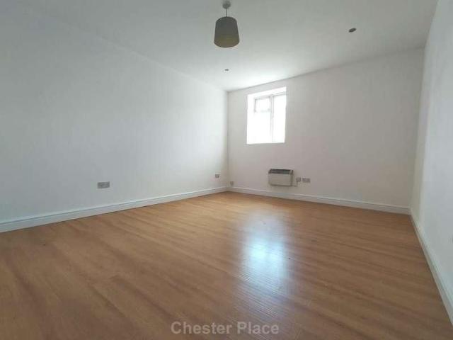 Chester Road West, Shotton, CH5